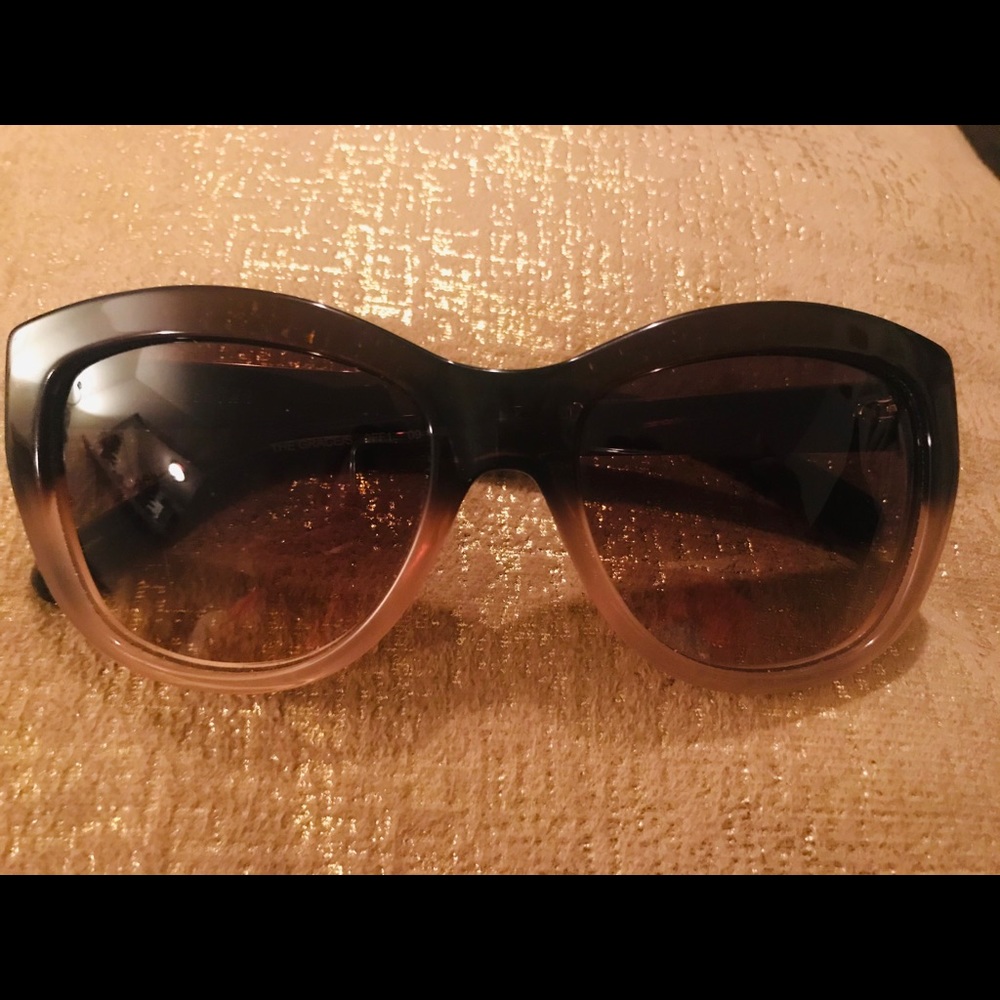 Bobbi Brown - The Grace/s Sunglasses